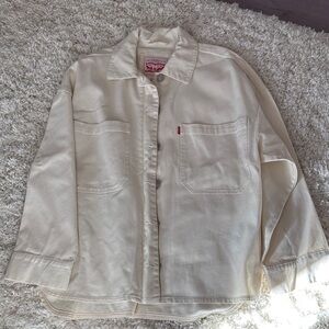 Levi's Cream Button-Up Shirt